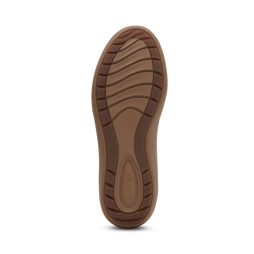 Morgan Shoe with Arch Support – in black.