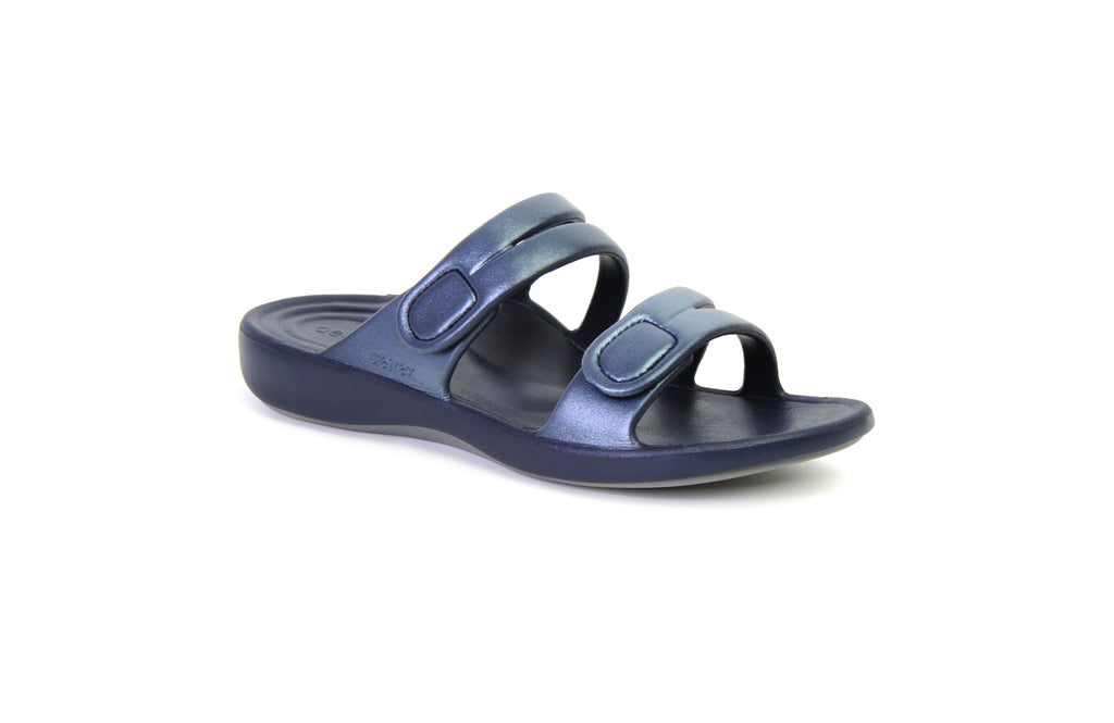 Janey Sport Sandal with "SkyCloud" Technology – in blue (side view).