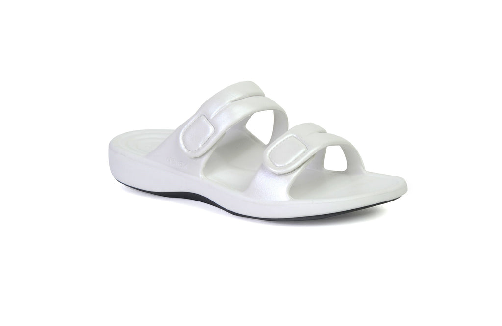 Janey Sport Sandal with "SkyCloud" Technology – in white (side view).