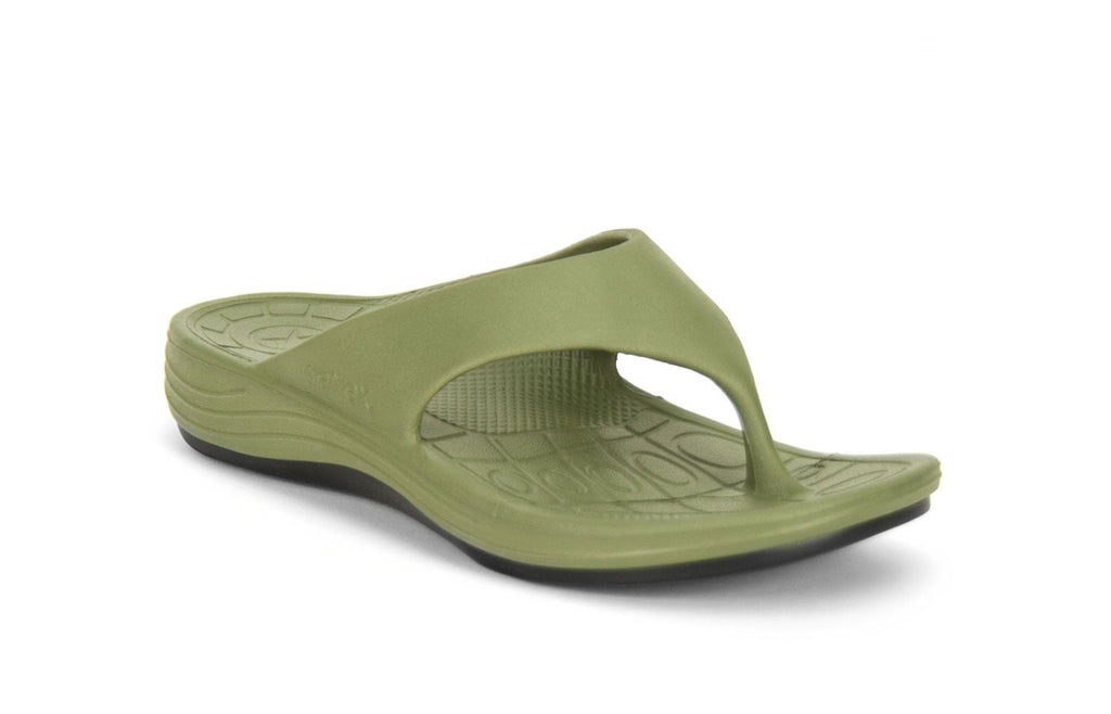 Maui Men's "SkyCloud" Flip-Flops – with non-slip outsole.
