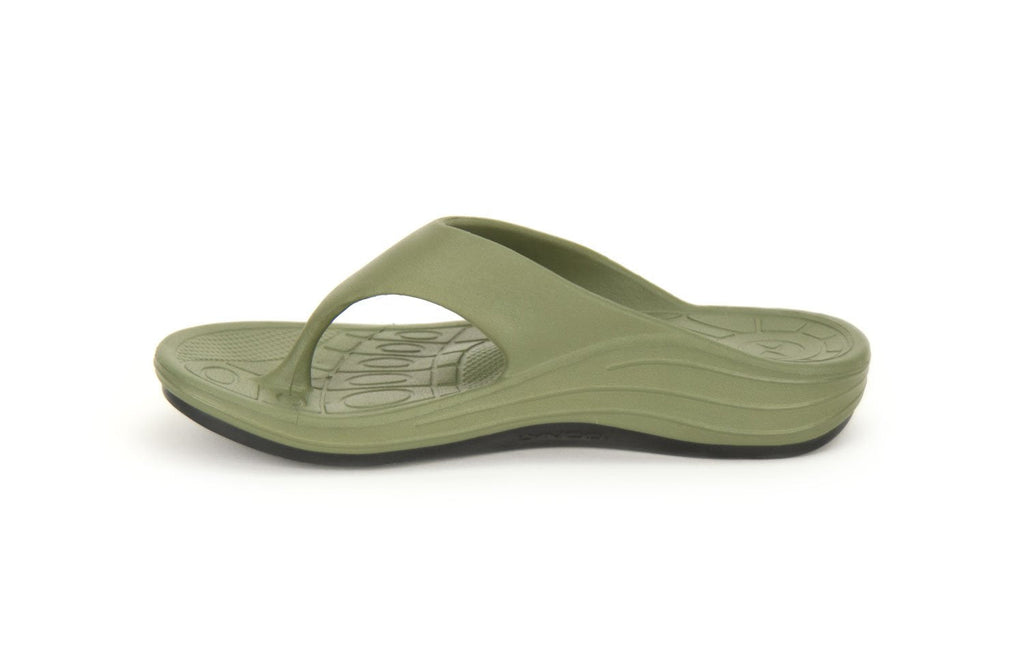 Maui Men's "SkyCloud" Flip-Flops – in grey, with non-slip outsole.