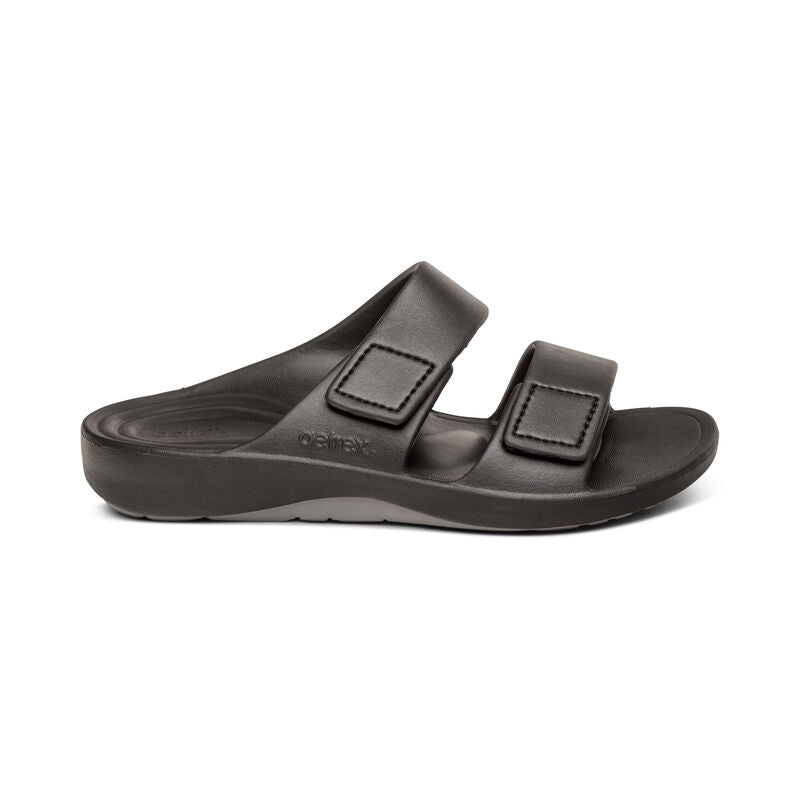 Milos Men's Sandal – with a rubber outsole (right side view).