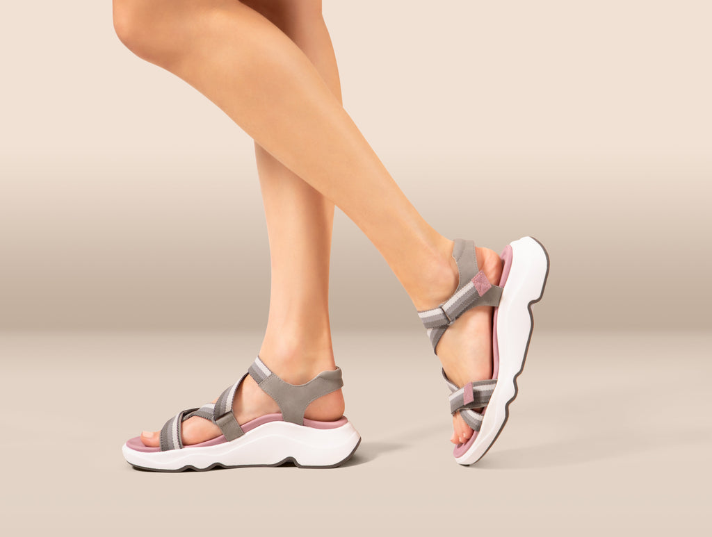 Marz Adjustable Sport Sandal with Arch Support – in grey.