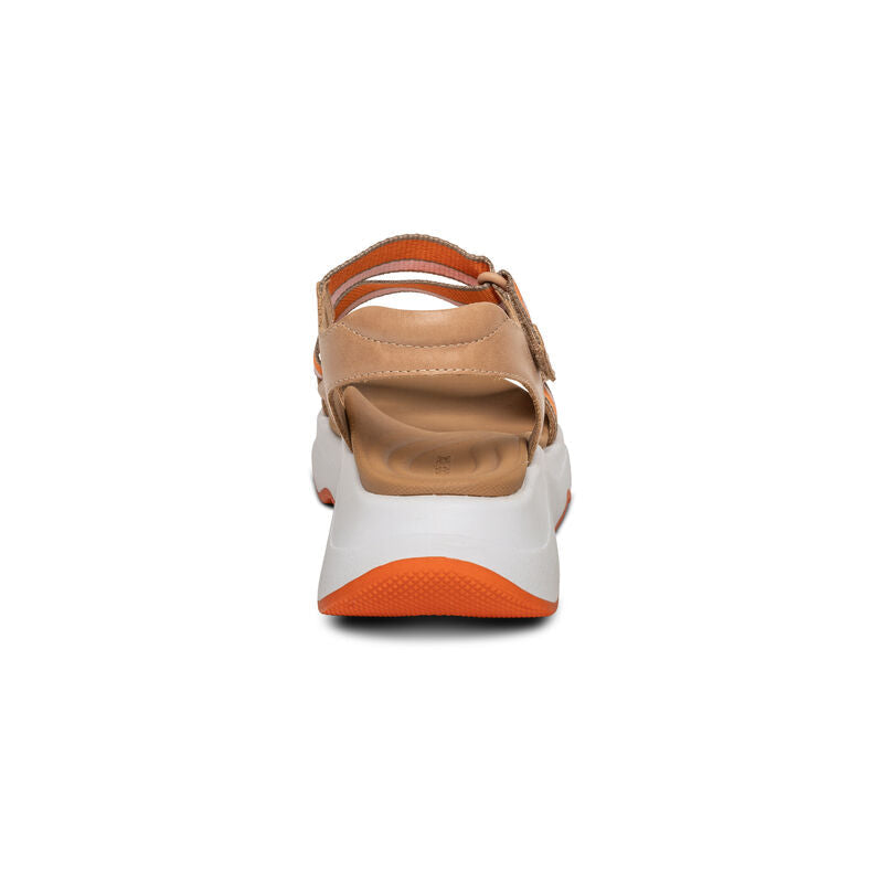 Marz Adjustable Sport Sandal with Arch Support – in black.