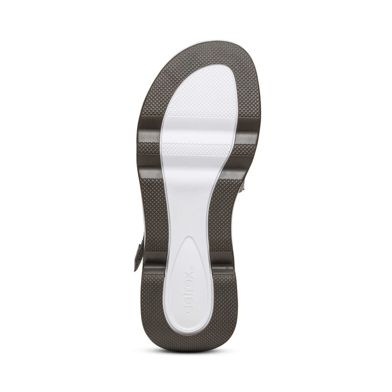 Marz Adjustable Sport Sandal with Arch Support – in black.