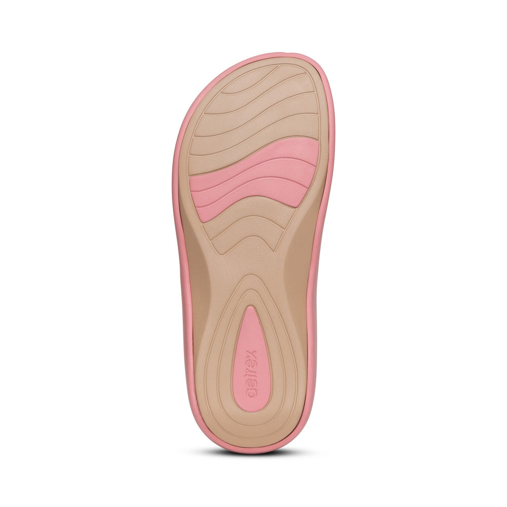 Maui Women's "SkyCloud" Flip-Flops – in pink.